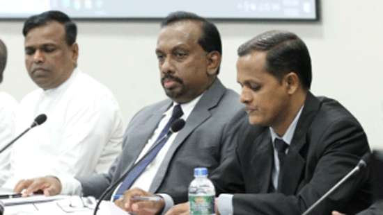Only 382 companies from 105,000 registered Companies pay taxes