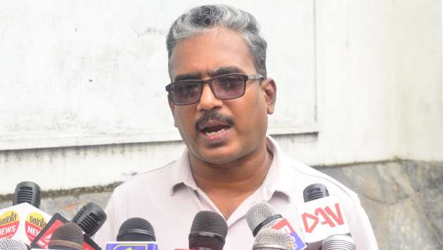 Ports trade union leader files complaint over Rs. 50 million Colombo port road system changes