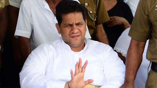 SC suspends presidential pardon granted on Duminda Silva