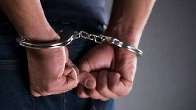 Two suspects arrested over Rs. 6 million gold robbery in Ganemulla