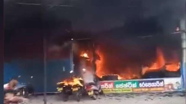 Fire breaks out at vehicle spare parts store in Kurunegala
