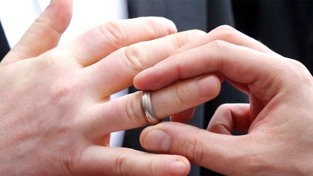 EU court says same-sex marriages should be recognised throughout bloc