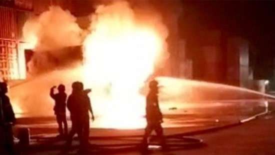 Bangladesh fire: 25 killed, hundreds injured in depot blast