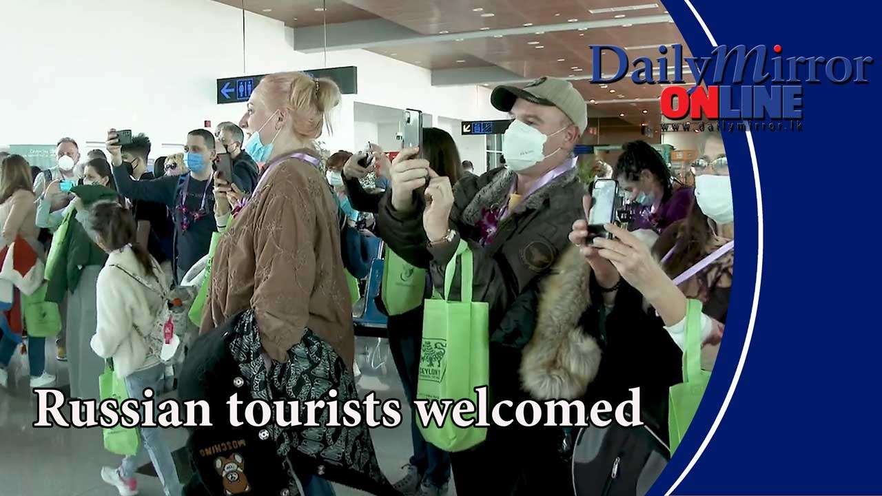 Russian tourists welcomed