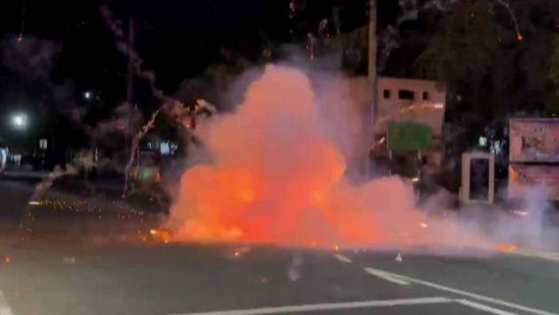 Firecrackers lit in Batticaloa to celebrate Pillayan’s arrest