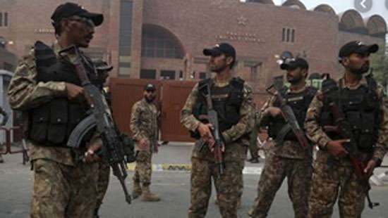 12,000 policemen to guard Pak-Sri Lanka series