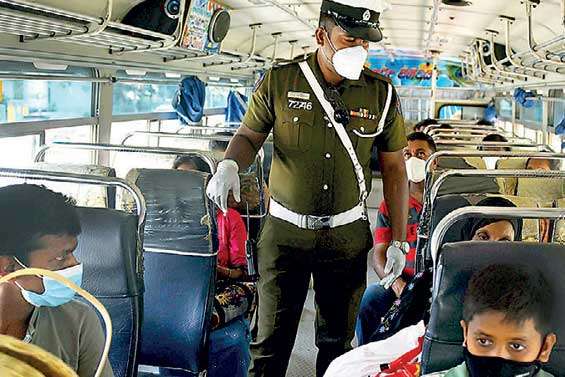 Police conduct awareness programme on wearing face masks