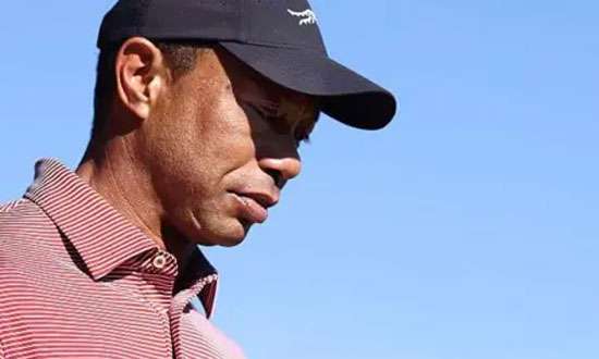 Woods to ’step away and seek treatment’ after crash