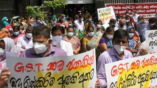 Inland Revenue Dept. employees protest