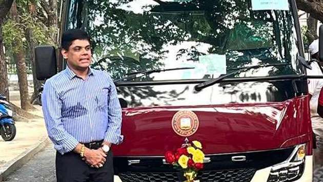 UK-Based Entrepreneur and Jaffna College Alumnus donates Rs. 30M bus in memory of mother