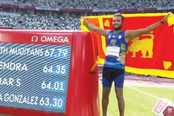 Dinesh wins gold for  Sri Lanka in Paralympics