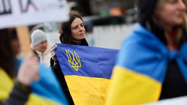 Ukraine-Russia peace talks enter second day in Geneva with pressure on Kyiv