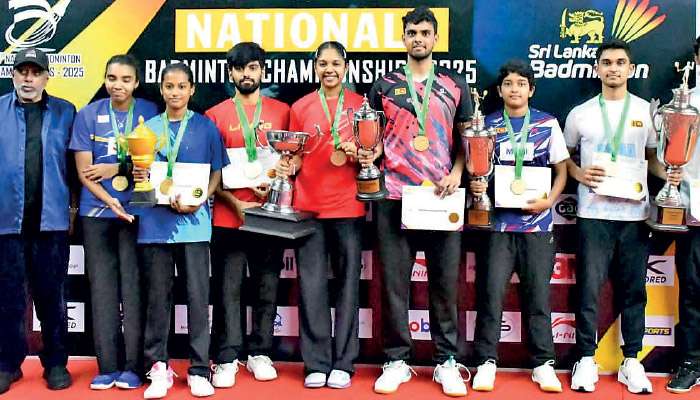 Viren, Ranithma retain singles titles at Badminton Nationals