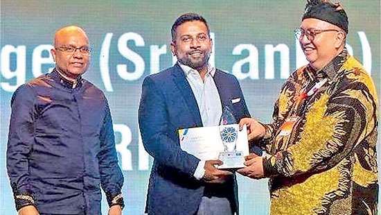 Singer Sri Lanka wins FAPRA Country Award for Most Innovative Retail Concept