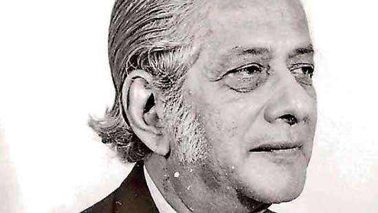 Prof. C. C. De Silva:  The Gentle Giant