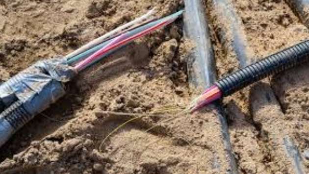 Public urged not to tamper with damaged communication lines