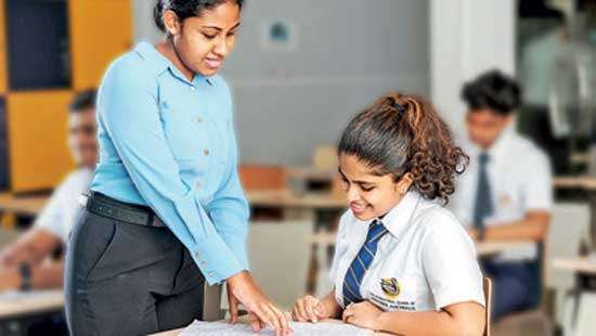 IIHS establishes Int’l School of Western Australia introducing WACE to Sri Lanka