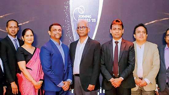 SLT-Mobitel recognises partners and expands SME network at ‘Joining Forces 25’