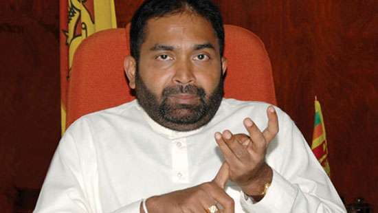 Government ready to increase salaries of public sector
