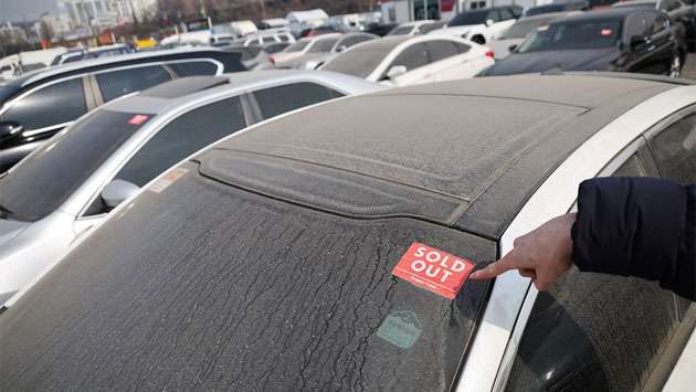 Lamborghinis stranded in Sri Lanka as war disrupts Asia’s used-car trade