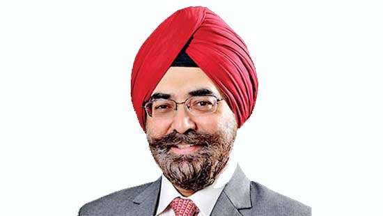 Standard Chartered  Sri Lanka hosts PD Singh, CEO for India  & South Asia
