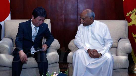 Japanese FM meets Dinesh