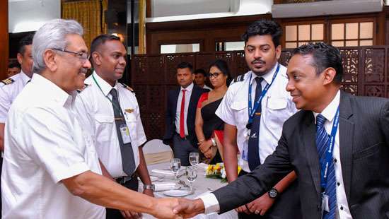 Commitment of SriLankan crew good example for other sectors: Prez
