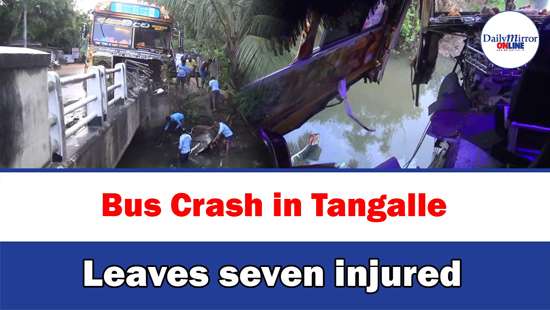 Bus Crash in Tangalle Leaves seven injured