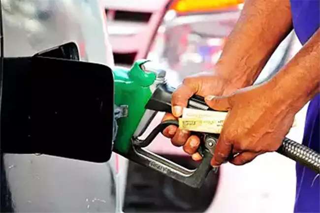 Bus Owners’ Assn. blames minister for non- implementation of fuel price formula