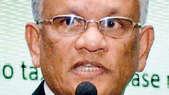Extend leases now or risk future investments: PA warns govt.