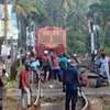 Train derails between Panadura and Wadduwa