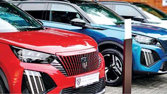 Carmart hands over brand-new Peugeot 2025 models