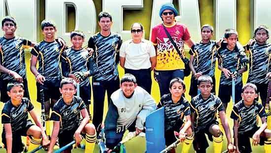 DS Senanayake unbeaten hockey champions