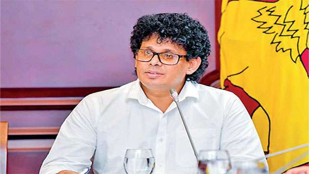 Minister blasts Irrigation Dept. over ‘illegal’ demolition notices