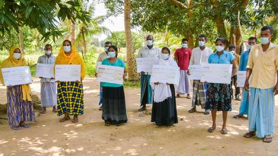 Hi-tech support helps Sri Lanka’s farmers navigate  the climate crisis