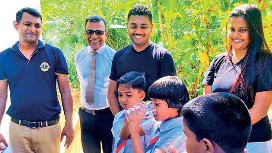 ROKY Holdings donates water purification system to school