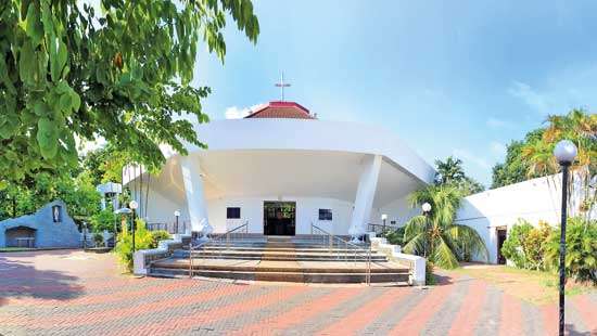 Glimmering Silver Year’s Story  Of the Parish of Maligawatte