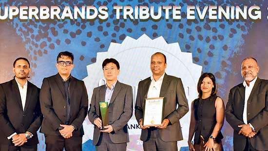Samsung wins Superbrands Sri Lanka’s Choice award