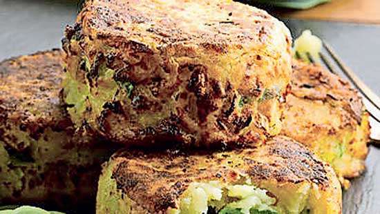 BUBBLE AND SQUEAK CAKES