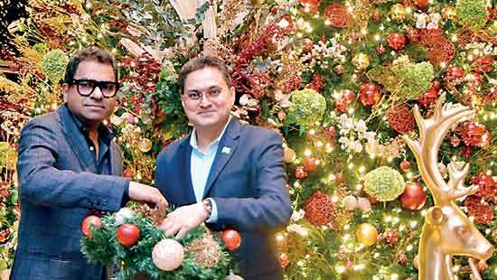 ITC Ratnadipa Tree Lighting Ceremony