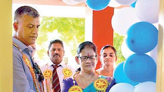David Pieris Group donates  computer lab to Kalaimagal  Maha Vidyalayam