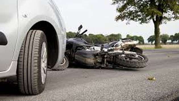 Bike–car crash leaves one dead, another critical