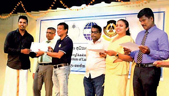 Tamil language certificate course for 76 policemen successfully concluded