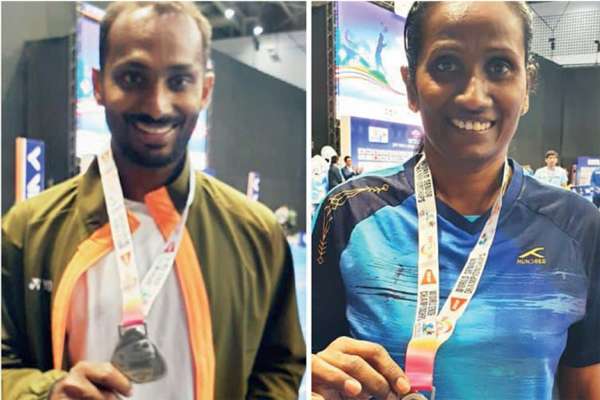 Sri Lankan seniors win silver