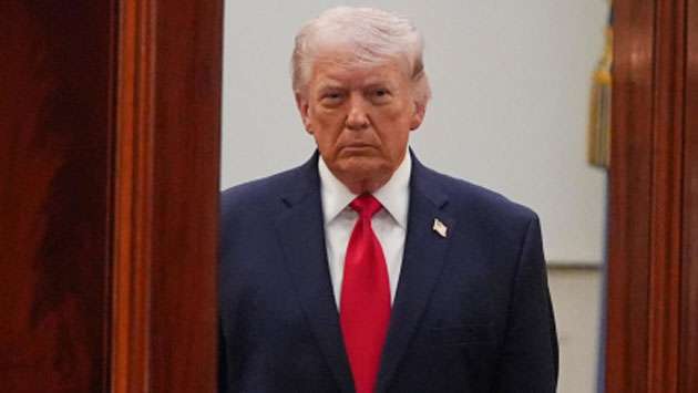 Trump threatens ’’crazy b***s’’ of Iran and demands reopening ’’f***g strait’’ of Hormuz before Tuesday