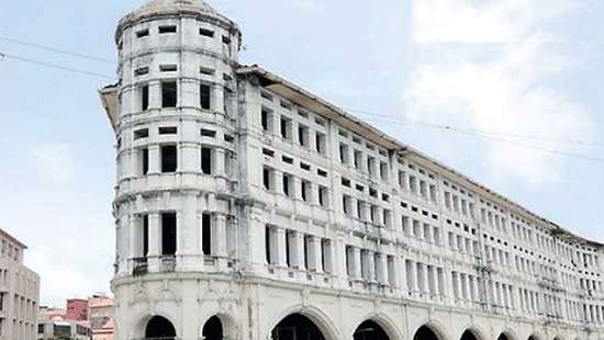 Navy soldier falls to death from Gaffoor building in Fort
