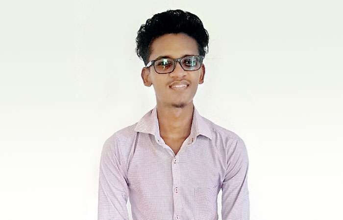 Tharusha Navod Dulsara tops A/L Engineering Technology in Kalutara