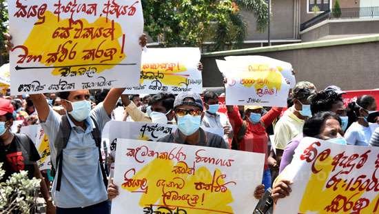 Health workers protest