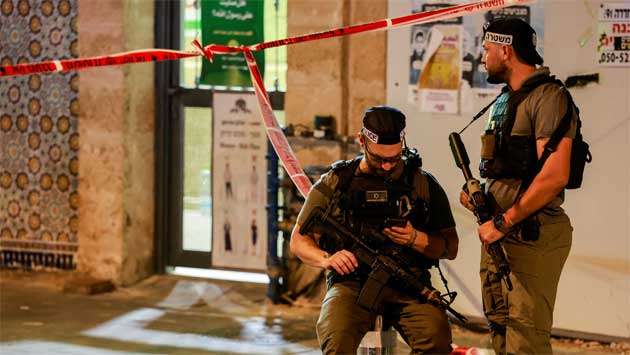 Shooting attack in Tel Aviv causes a number of casualties, Israeli police say