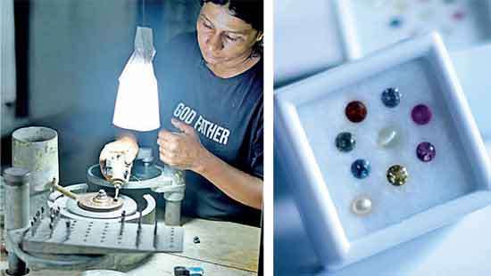 The small-scale gem industrialists in Monaragala expressed their concerns,